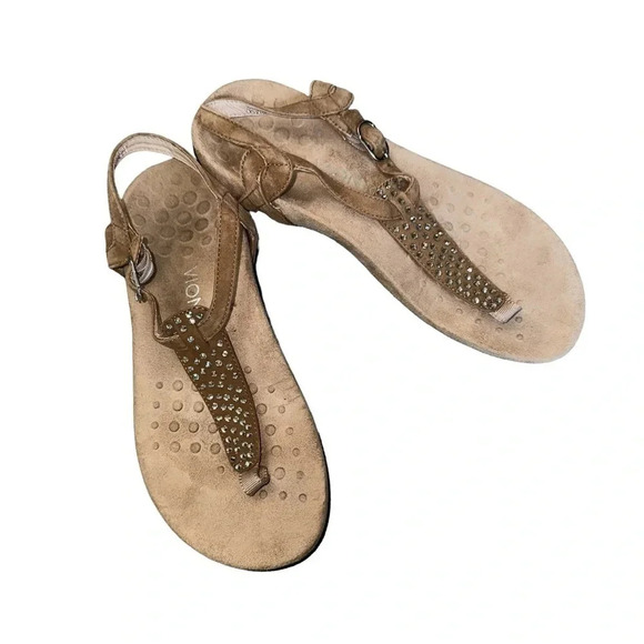 Vionic 8W t-strap tan with beading orthotic sandals - Picture 8 of 9